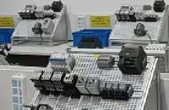 <b>PLC應(yīng)用電工實訓(xùn)設(shè)備</b>